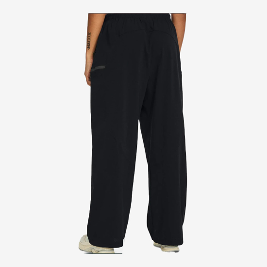 UNDER ARMOUR ž hlače 1382740-001 UNSTOPPABLE VENT PARACHUTE PANTS black white